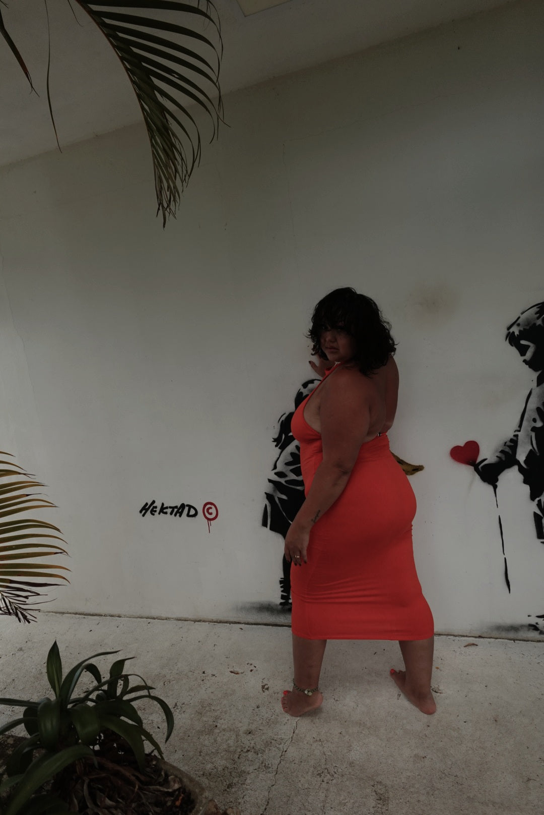 Maxi vestido con espalda abierta sin complicaciones